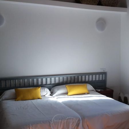 Leon Dormido Rooms & Apartments โปลอป ภายนอก รูปภาพ