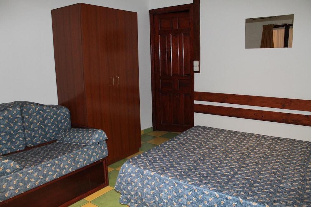 Leon Dormido Rooms & Apartments โปลอป ภายนอก รูปภาพ