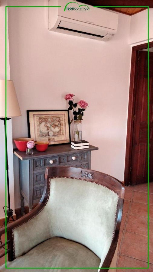 Leon Dormido Rooms & Apartments โปลอป ภายนอก รูปภาพ