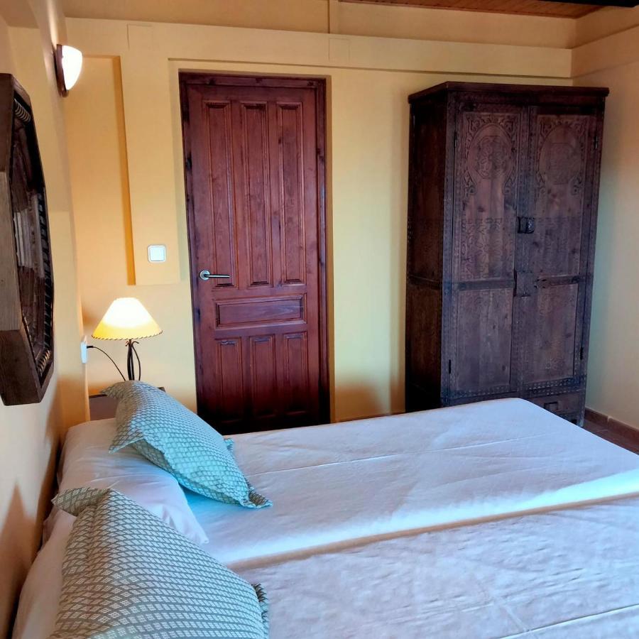 Leon Dormido Rooms & Apartments โปลอป ภายนอก รูปภาพ