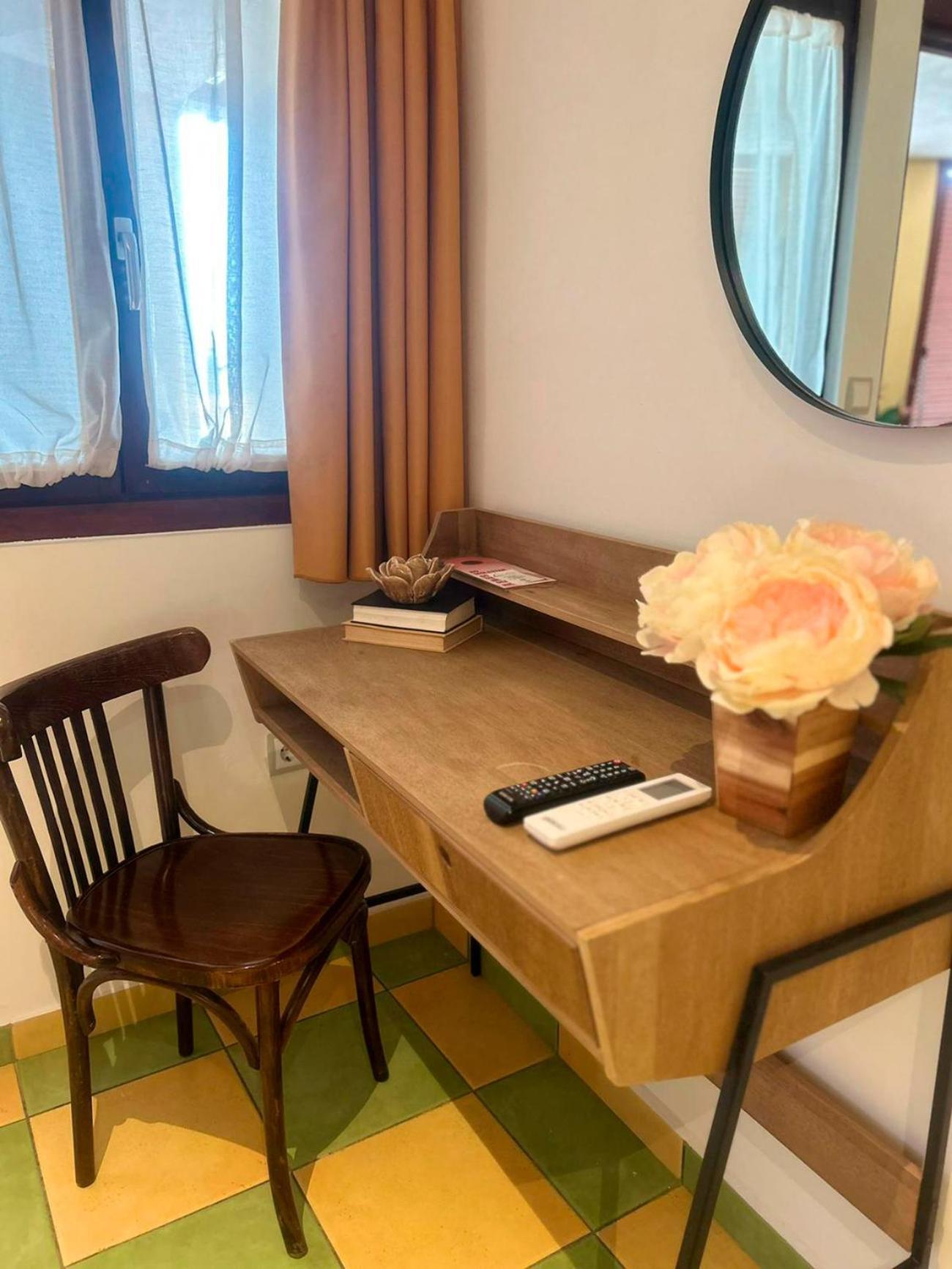 Leon Dormido Rooms & Apartments โปลอป ภายนอก รูปภาพ