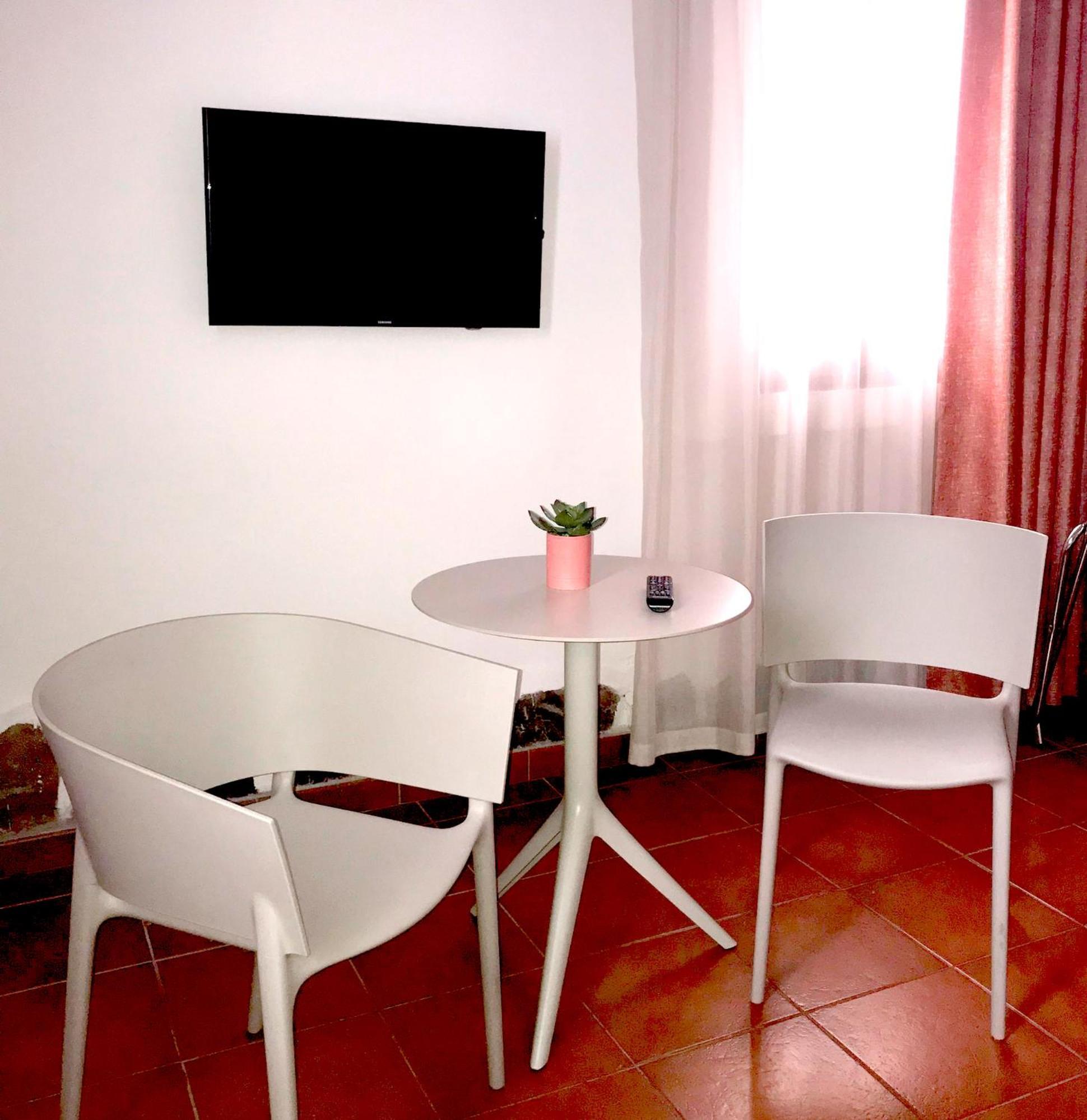 Leon Dormido Rooms & Apartments โปลอป ภายนอก รูปภาพ